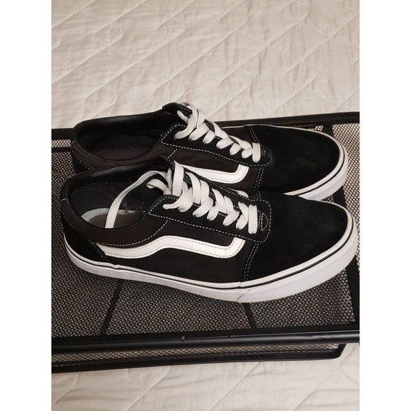 Nice Pair of Men VANS Old Skool B&W Sz: 10 - Picture 2 of 4